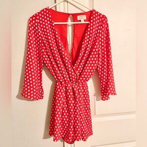 Everly by Francesca’s Red Polka Dot Romper